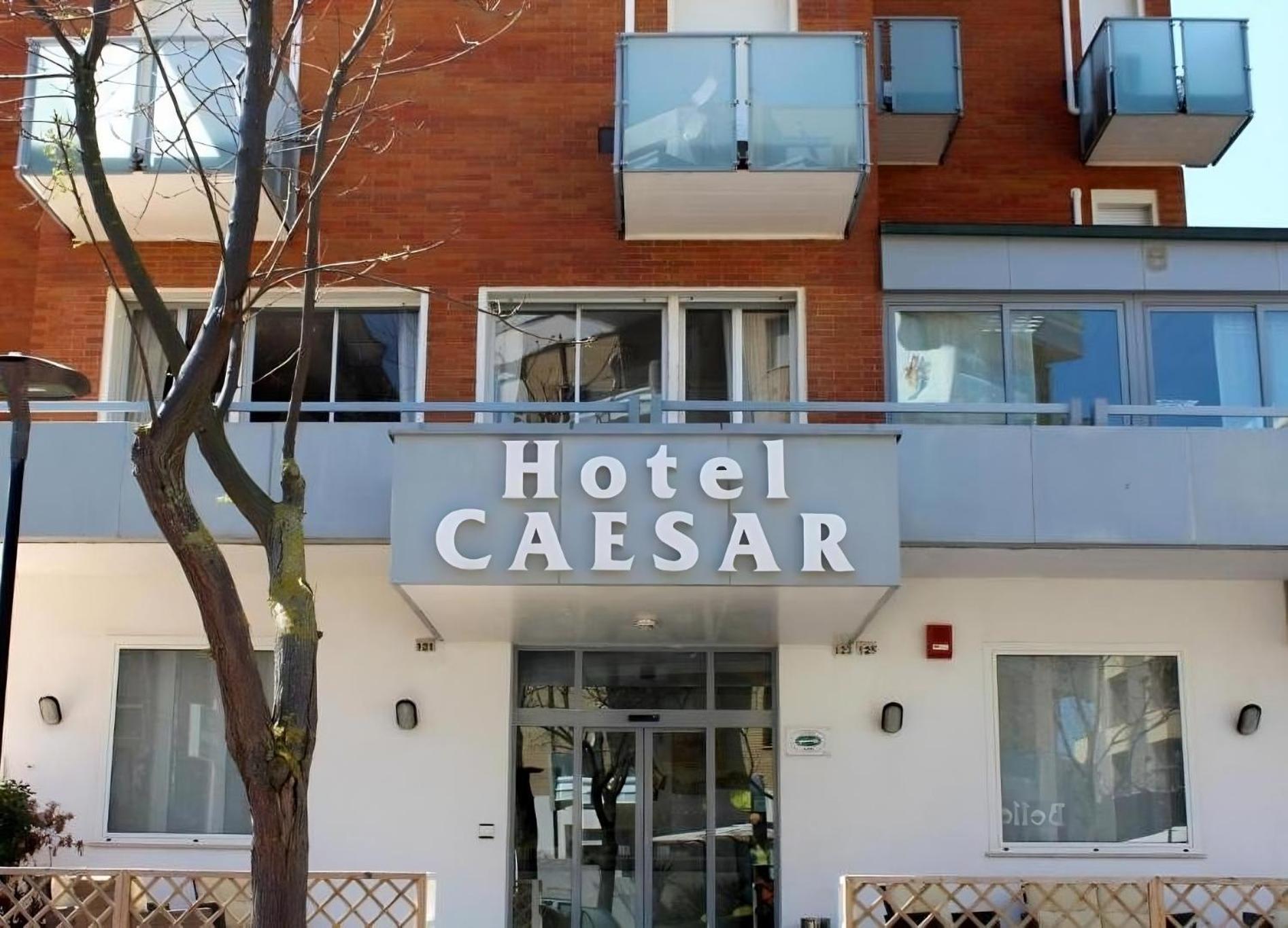 Hotel Caesar ペザロ エクステリア 写真